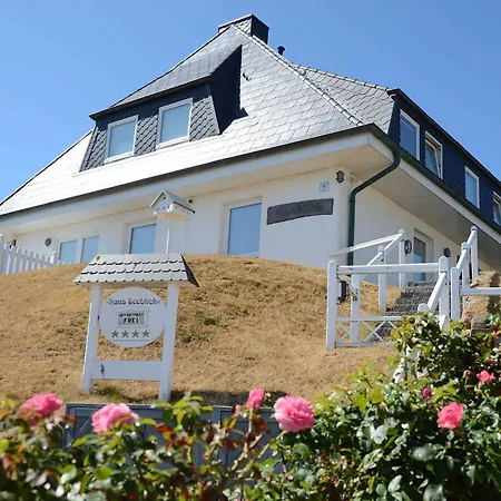 Haus Seebl App 3 - Leuchtturm-suite Apartamento Hörnum